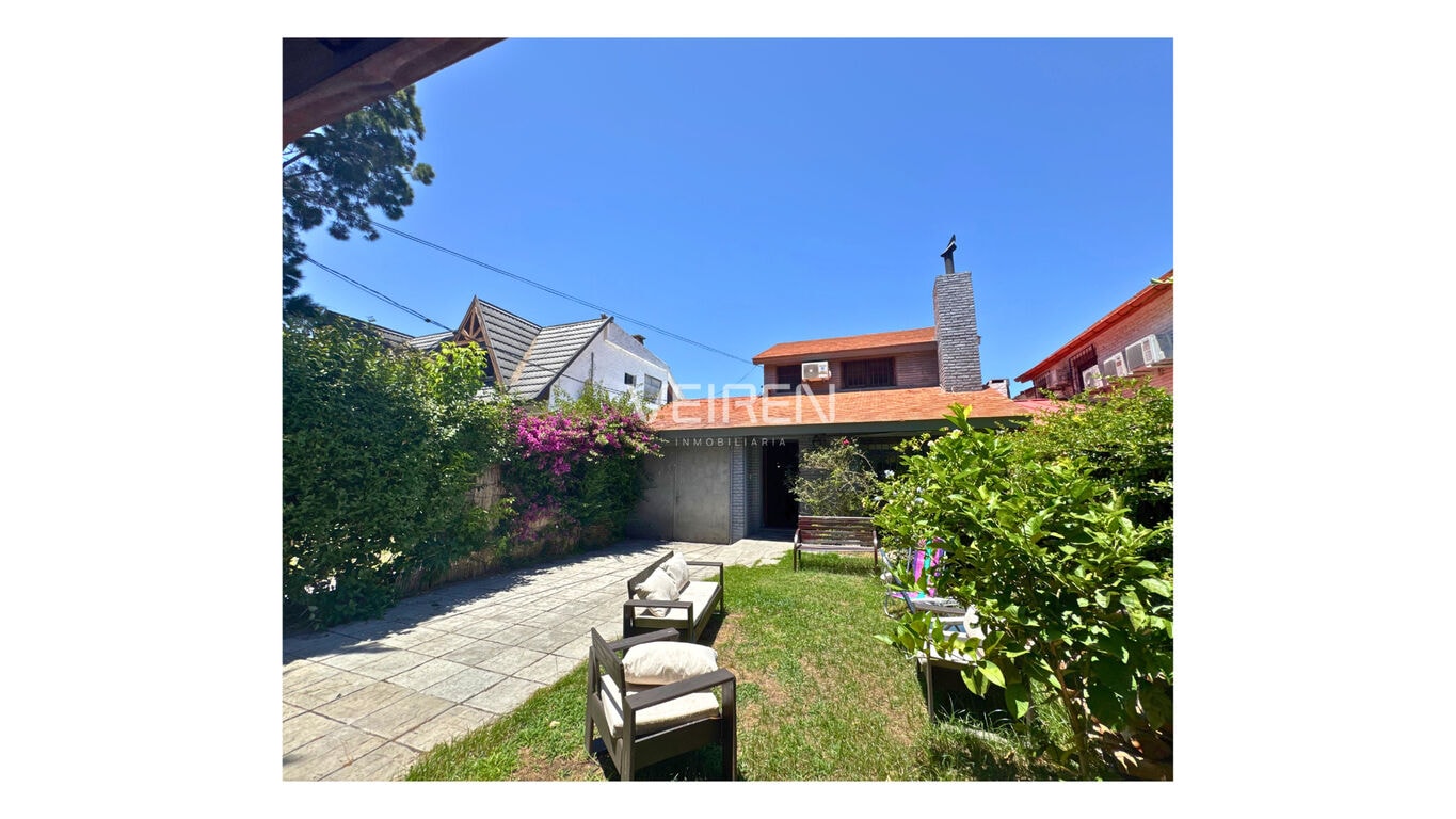 Casa en venta en Carrasco